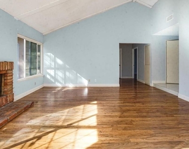 24121 El Tiradore Circle - Photo Thumbnail 31