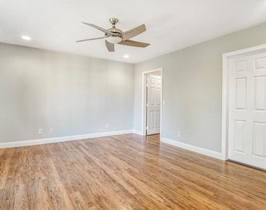 24121 El Tiradore Circle - Photo Thumbnail 15