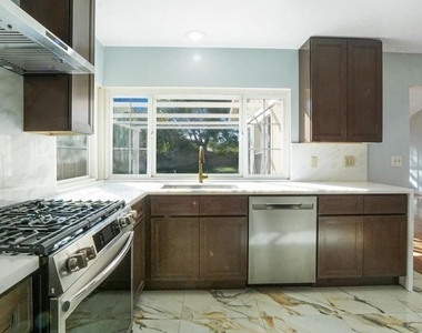 24121 El Tiradore Circle - Photo Thumbnail 43