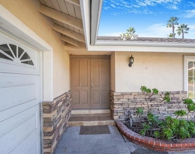 24121 El Tiradore Circle - Photo Thumbnail 5