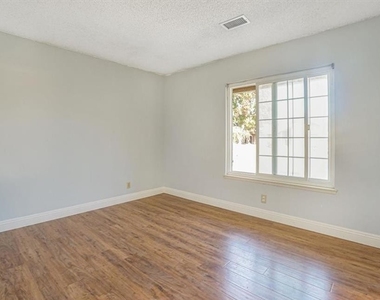 24121 El Tiradore Circle - Photo Thumbnail 27