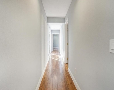 24121 El Tiradore Circle - Photo Thumbnail 37