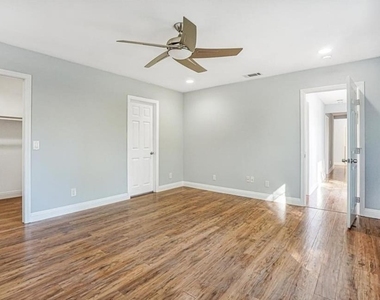 24121 El Tiradore Circle - Photo Thumbnail 17
