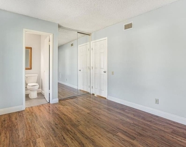 24121 El Tiradore Circle - Photo Thumbnail 26