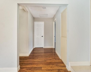 24121 El Tiradore Circle - Photo Thumbnail 23