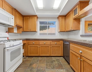 539 Wayland Court - Photo Thumbnail 9