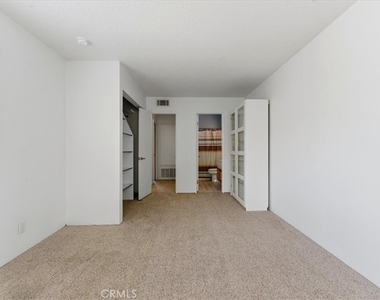 539 Wayland Court - Photo Thumbnail 23