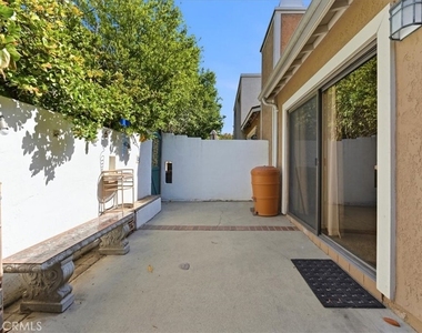 539 Wayland Court - Photo Thumbnail 26