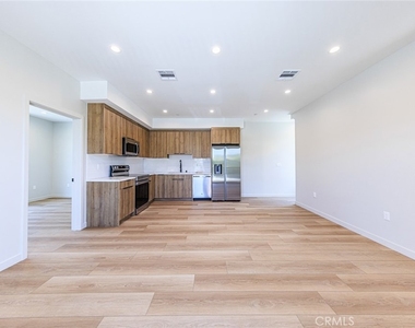 6096 La Prada - Photo Thumbnail 10