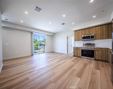 6096 La Prada - Photo Thumbnail 8