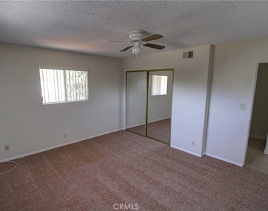 614 Linwood - Photo Thumbnail 12