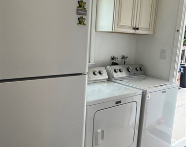 805 S 7th Street - Photo Thumbnail 6