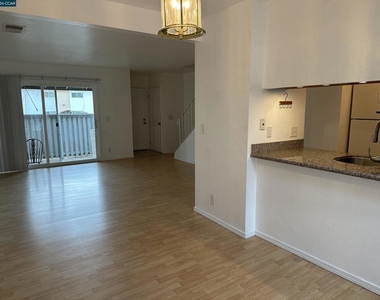 89 Villa Cir - Photo Thumbnail 16