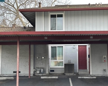 89 Villa Cir - Photo Thumbnail 1