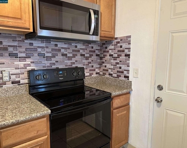 89 Villa Cir - Photo Thumbnail 7