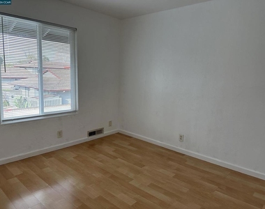 89 Villa Cir - Photo Thumbnail 18