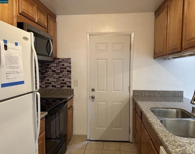 89 Villa Cir - Photo Thumbnail 3