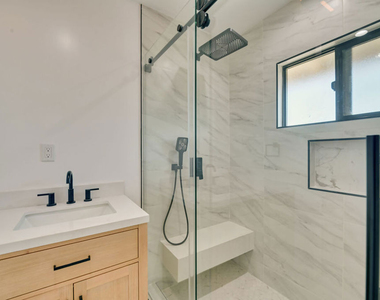843 Westbourne Drive - Photo Thumbnail 5