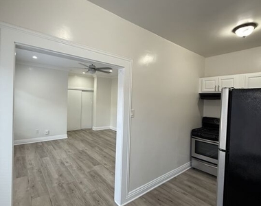 738 New Hampshire Avenue - Photo Thumbnail 5