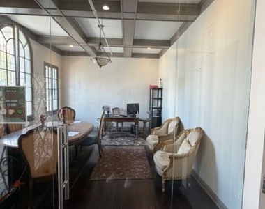 738 New Hampshire Avenue - Photo Thumbnail 15