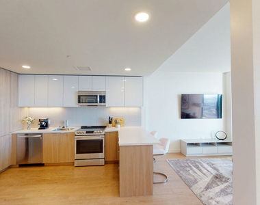 11750 Wilshire Boulevard - Photo Thumbnail 4