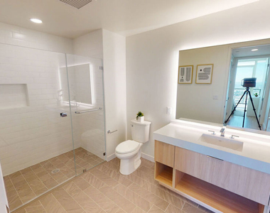 11750 Wilshire Boulevard - Photo Thumbnail 7
