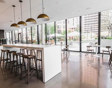 11750 Wilshire Boulevard - Photo Thumbnail 32