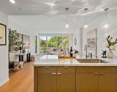 1705 Ocean Avenue - Photo Thumbnail 14