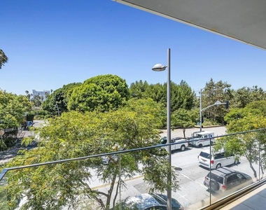 1705 Ocean Avenue - Photo Thumbnail 7