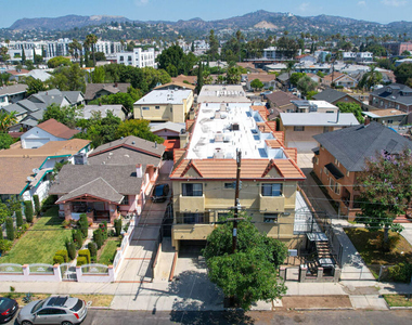 5327 Lexington Avenue - Photo Thumbnail 28
