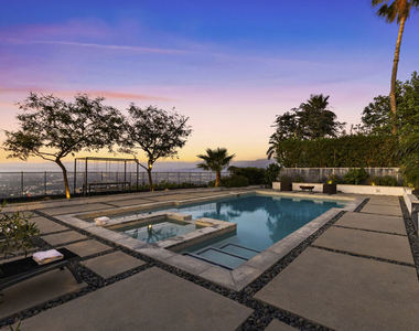 2715 Edwin Place - Photo Thumbnail 43