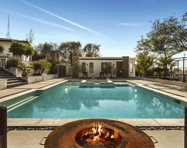 2715 Edwin Place - Photo Thumbnail 2