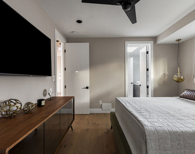 2715 Edwin Place - Photo Thumbnail 29