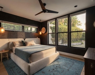 2715 Edwin Place - Photo Thumbnail 24
