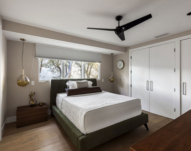 2715 Edwin Place - Photo Thumbnail 28