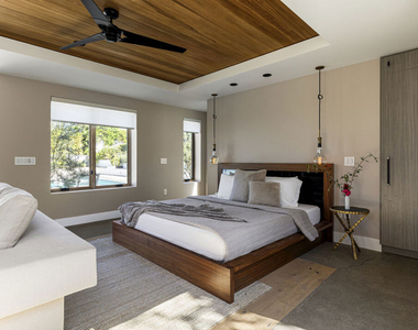 2715 Edwin Place - Photo Thumbnail 39