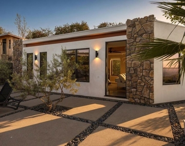 2715 Edwin Place - Photo Thumbnail 38