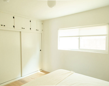 3363 N Andrita Street - Photo Thumbnail 11