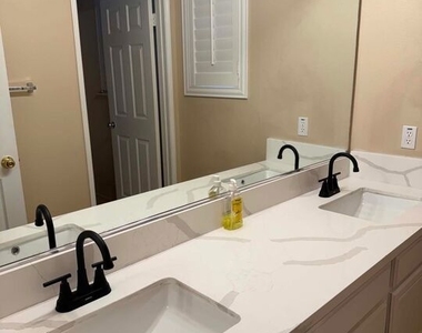 40808 Eastwood Lane - Photo Thumbnail 11