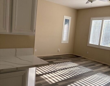 40808 Eastwood Lane - Photo Thumbnail 6