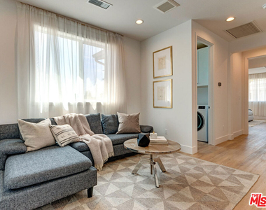 1625 S Wooster Street - Photo Thumbnail 18