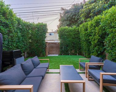 1625 S Wooster Street - Photo Thumbnail 22