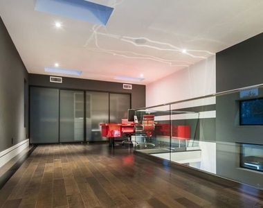 12318 W Sunset Boulevard - Photo Thumbnail 25