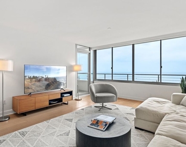 1221 W Ocean Avenue - Photo Thumbnail 2