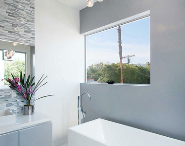 429 N Sweetzer Avenue - Photo Thumbnail 36