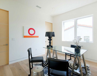429 N Sweetzer Avenue - Photo Thumbnail 29