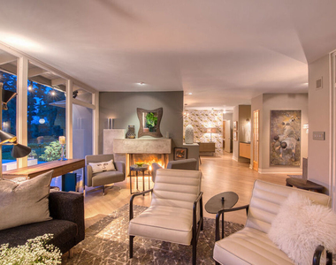 3827 Rhodes Avenue - Photo Thumbnail 9