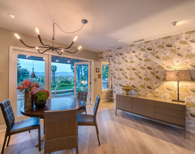3827 Rhodes Avenue - Photo Thumbnail 11