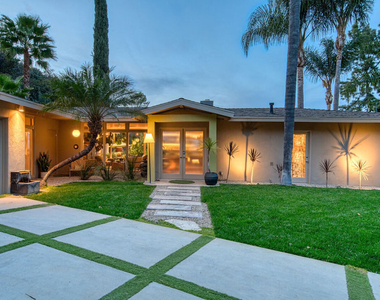 3827 Rhodes Avenue - Photo Thumbnail 25