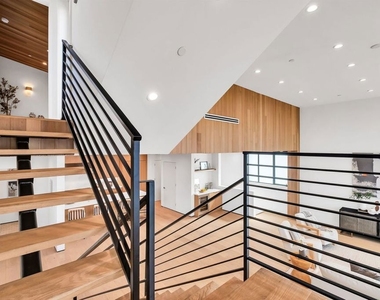 611 Broadway Street - Photo Thumbnail 22